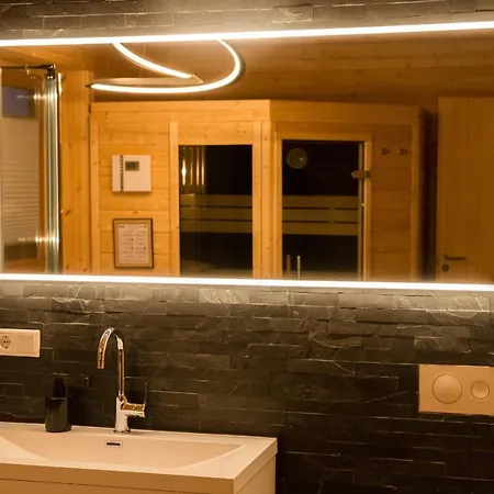 Vakantiehuis Bungalow-chalet Vulkaneifel 56 Wellness & Luxus Daun
